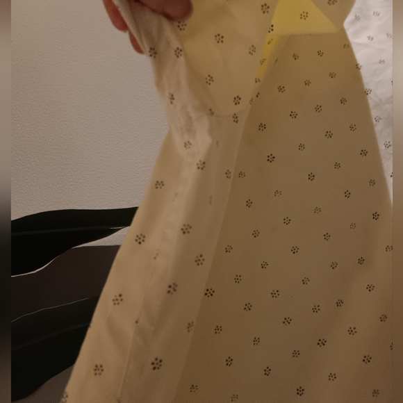 VOLCOM button down - Picture 5 of 9